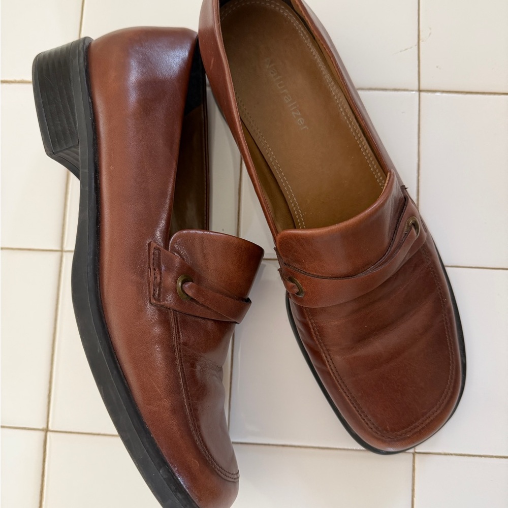 Naturalizer Women’s Brown Leather Slip-On Loafers 8.5